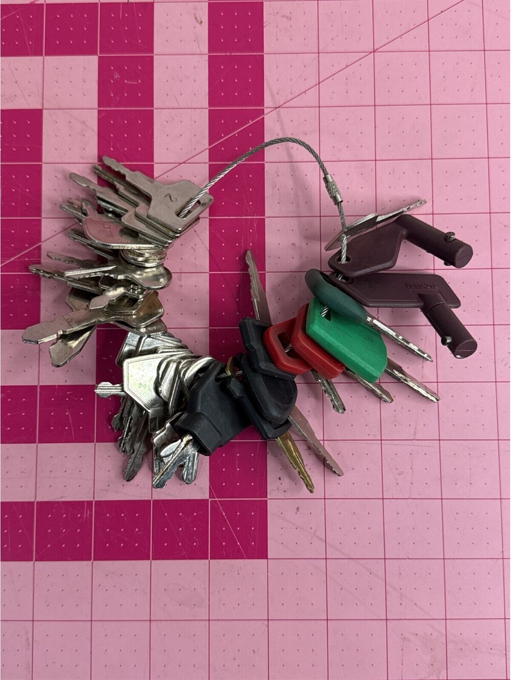 39 Heavy Construction Equipment Ignition Key Set Cat JCB And more unknown